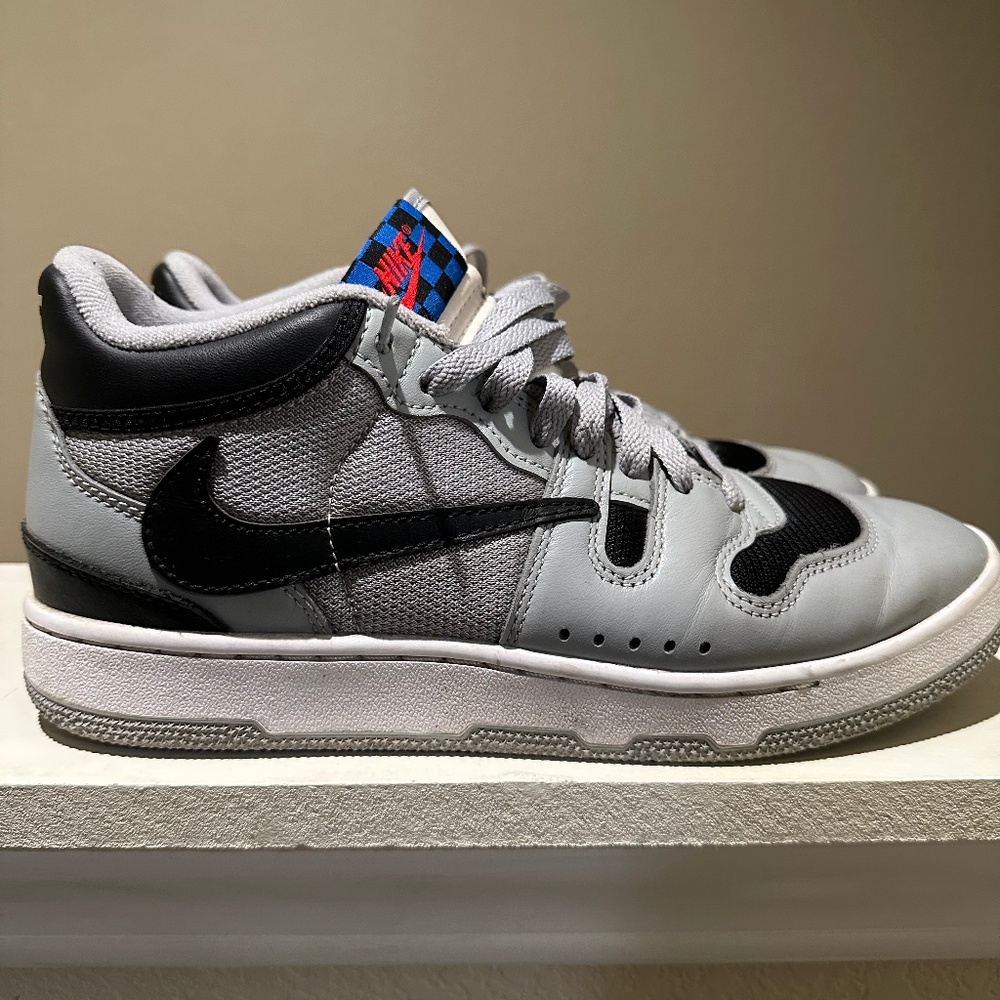 Travis Scott x MAC attack nike